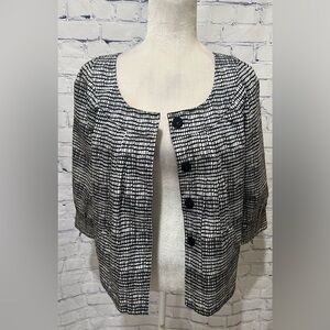 Apostrophe snap closure Black And White coat jacket Size 6